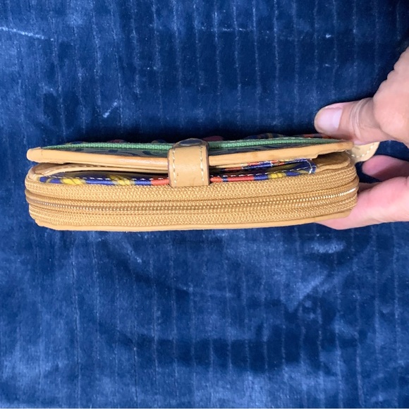 Vintage Fossil Leather Wallet - Picture 4 of 8